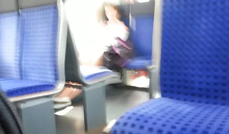 デイジーホ手コキ イケメン と エッチ 無料 動画