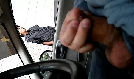 エリカF イケメン 痴漢 動画